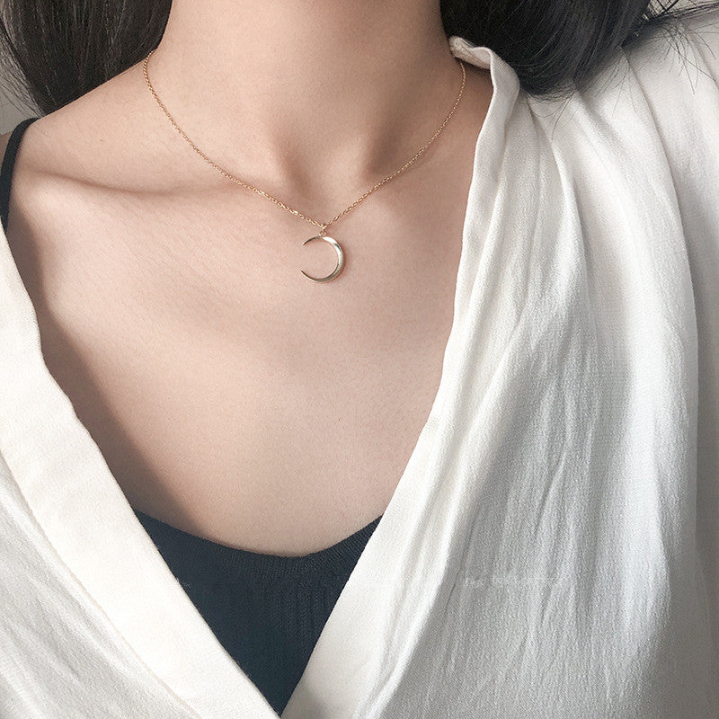 Oana Sterling Silver Moon Clavicle Chain