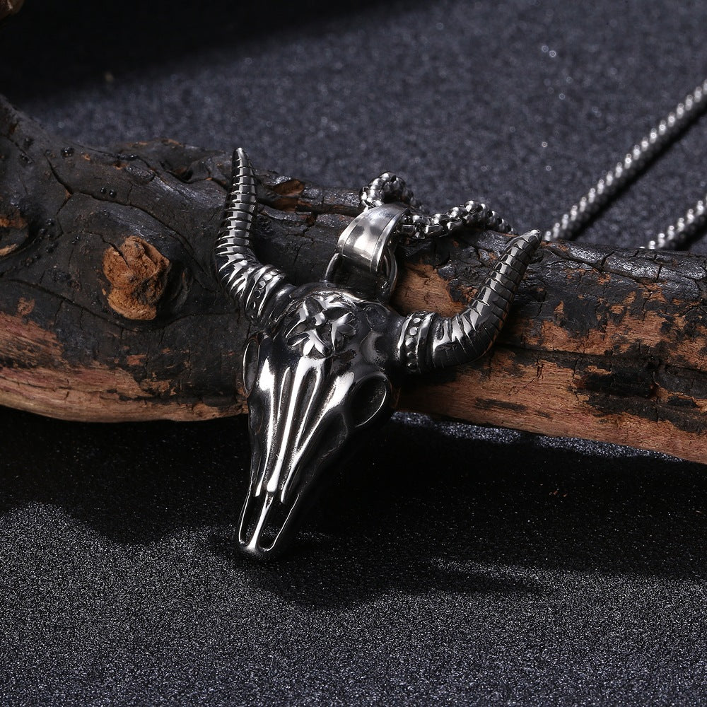 Dima Retro Bull Head Titanium Steel Pendant Horn Necklace