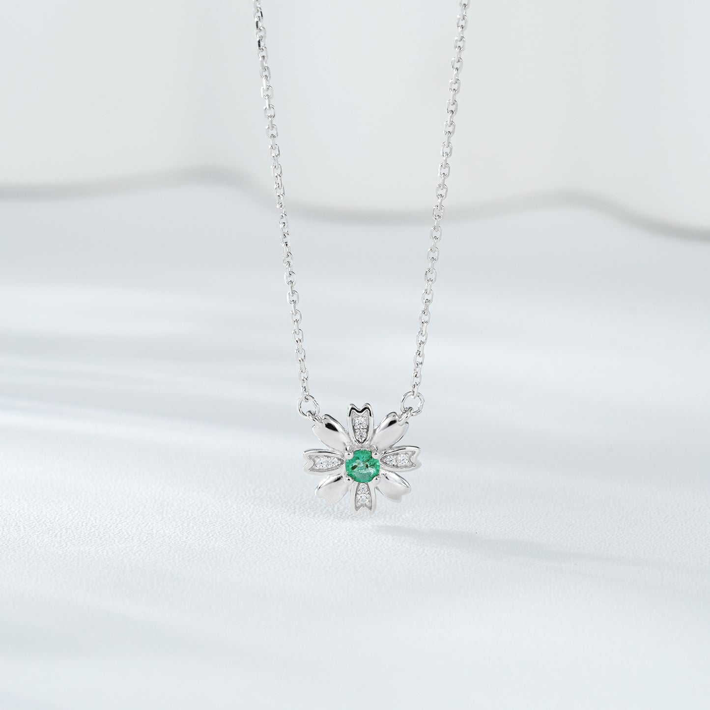 Florence Silver Emerald Necklace