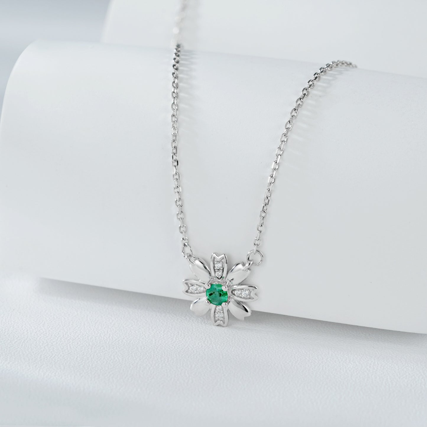 Florence Silver Emerald Necklace