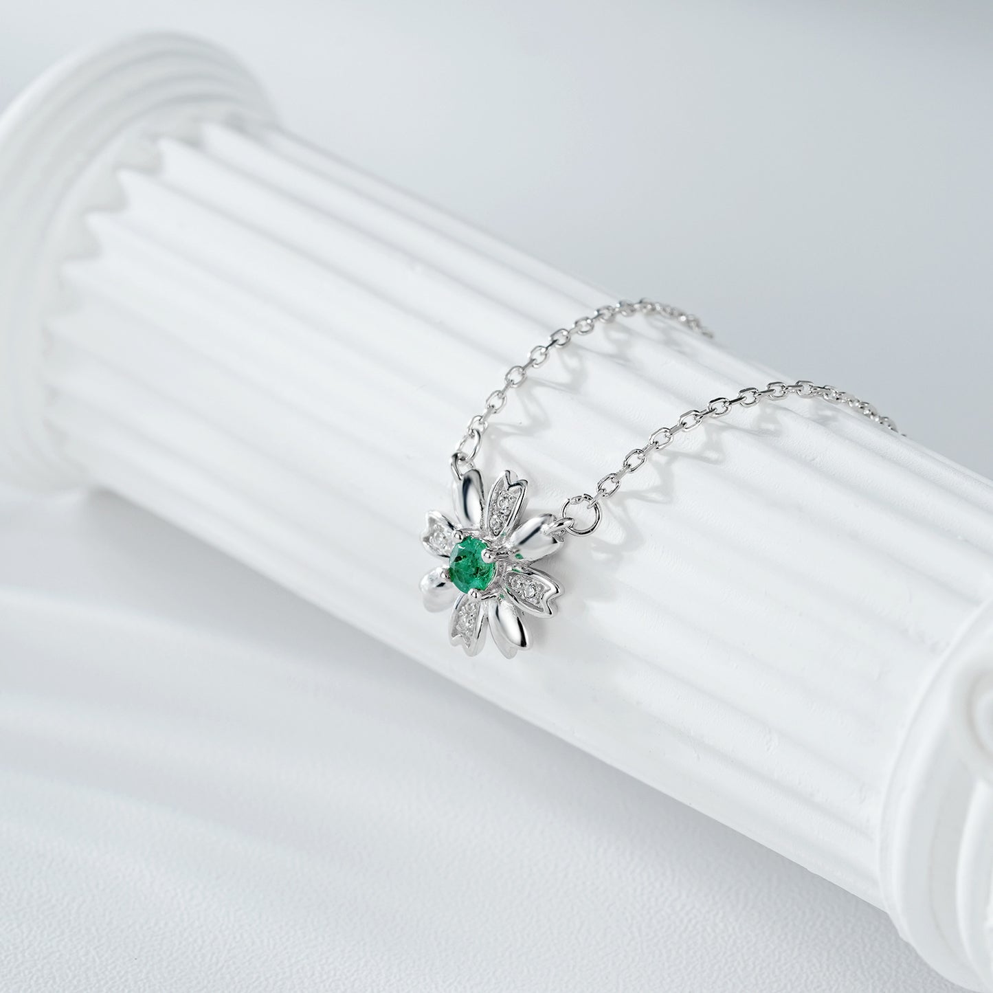 Florence Silver Emerald Necklace