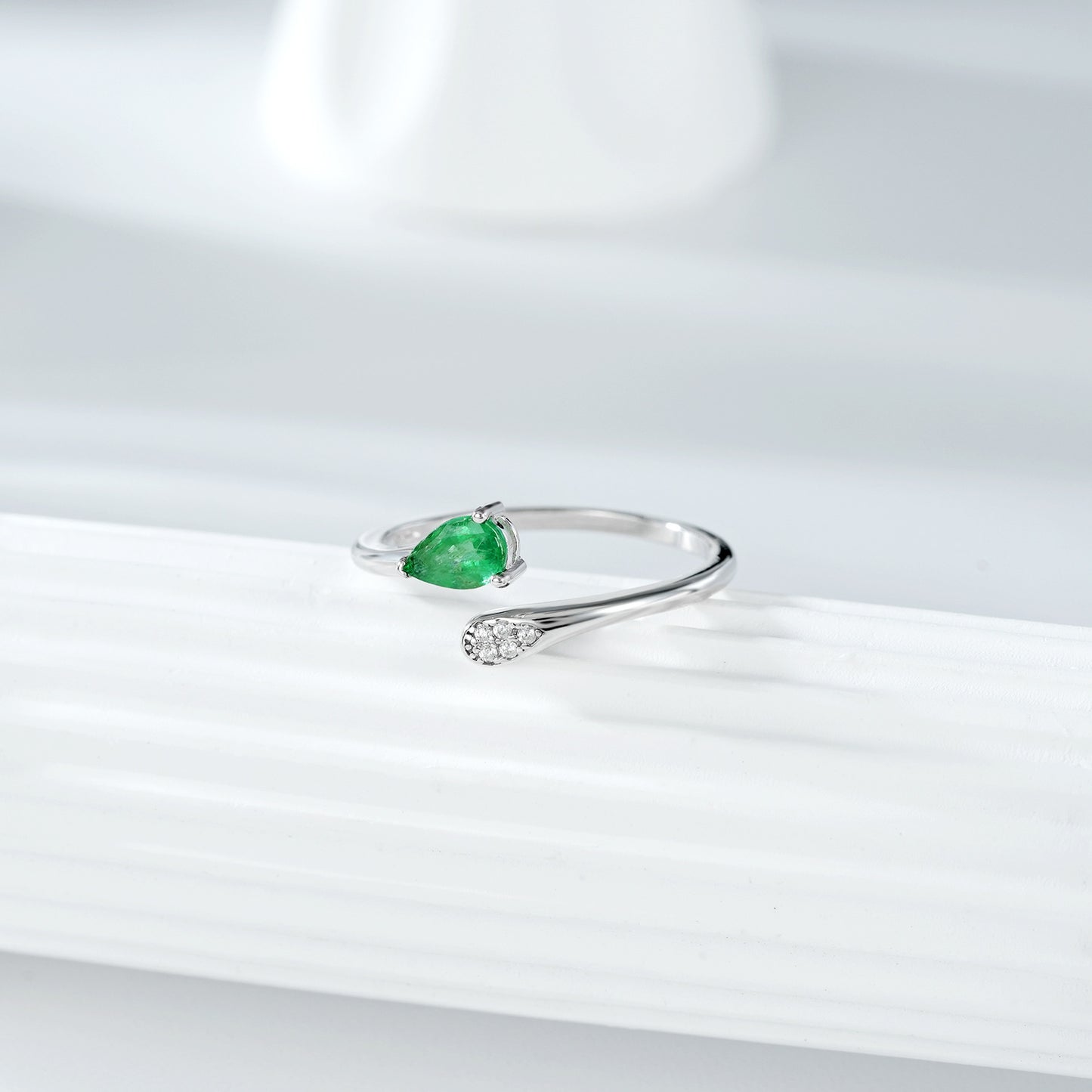 Valeria Silver Emerald Adjustable Ring