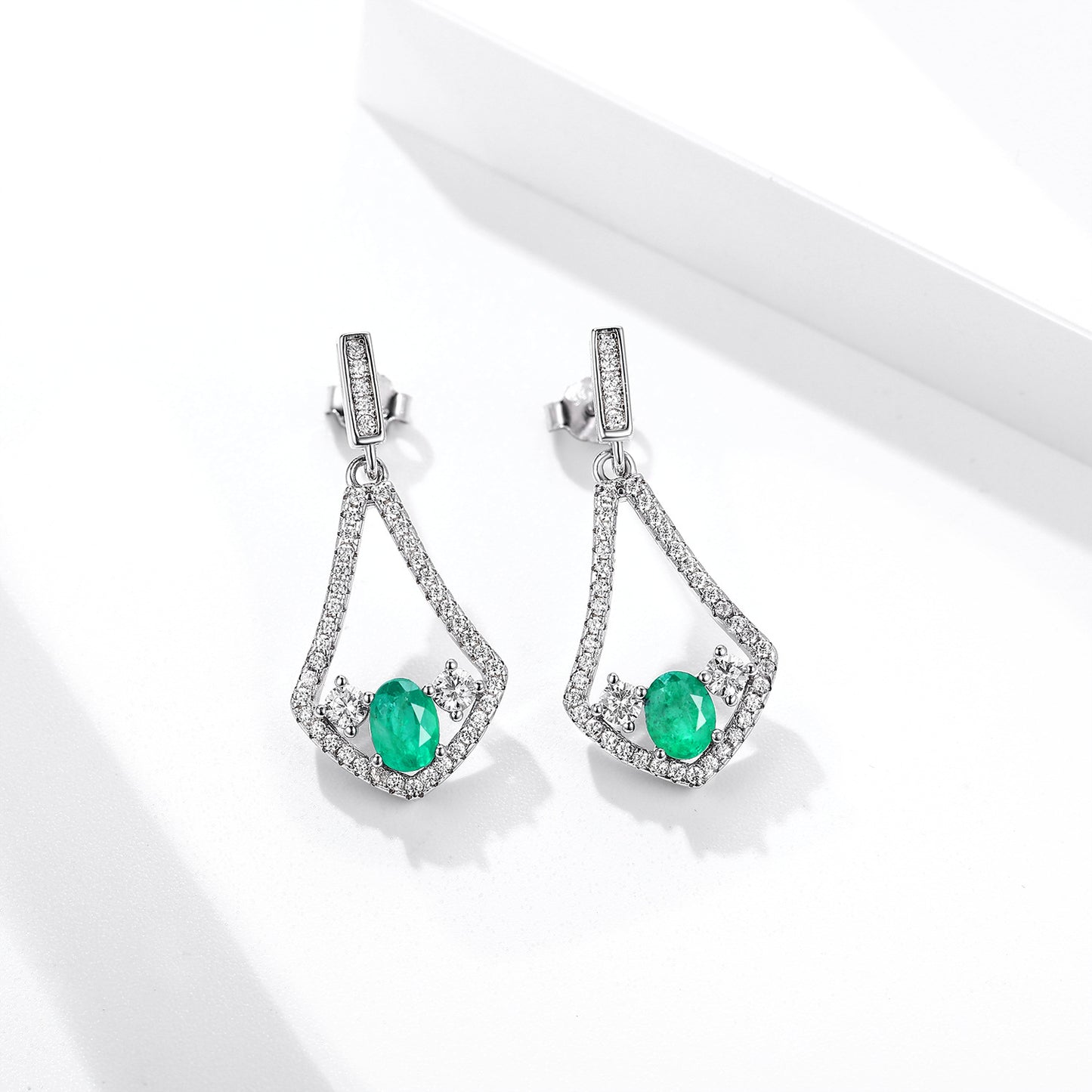 Port Elisabeth Natural Emerald High Quality Earrings