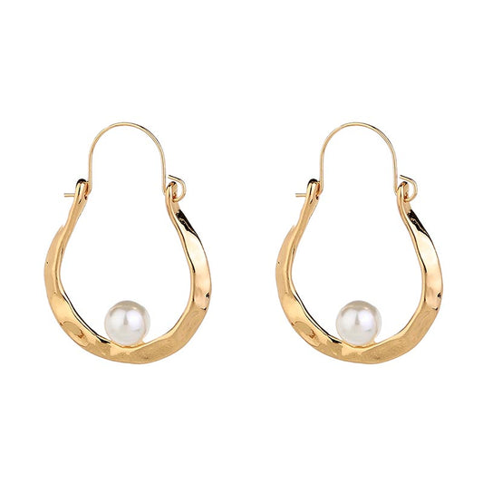 Monrovia U-shaped Earrings are simple